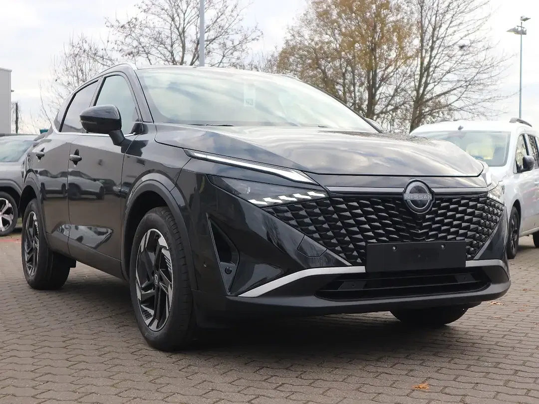 Nissan Qashqai - Thumbnail 3