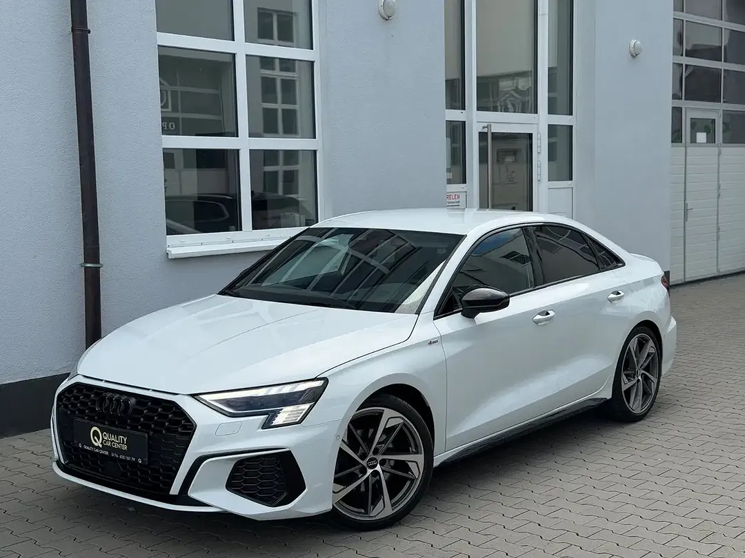 Audi A3 - Thumbnail 2