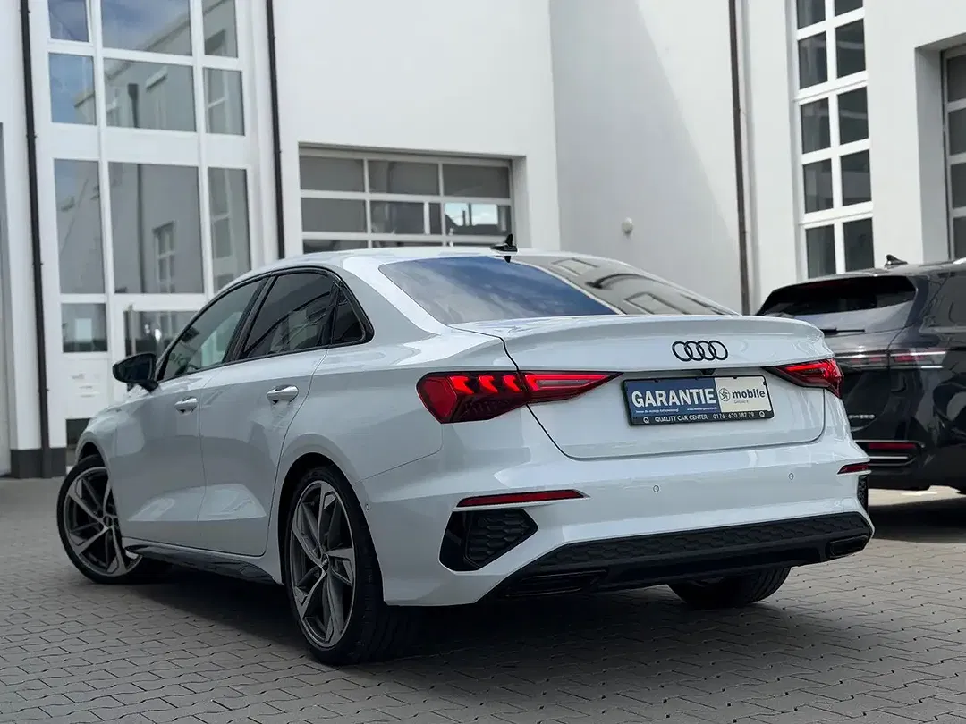 Audi A3 - Thumbnail 4