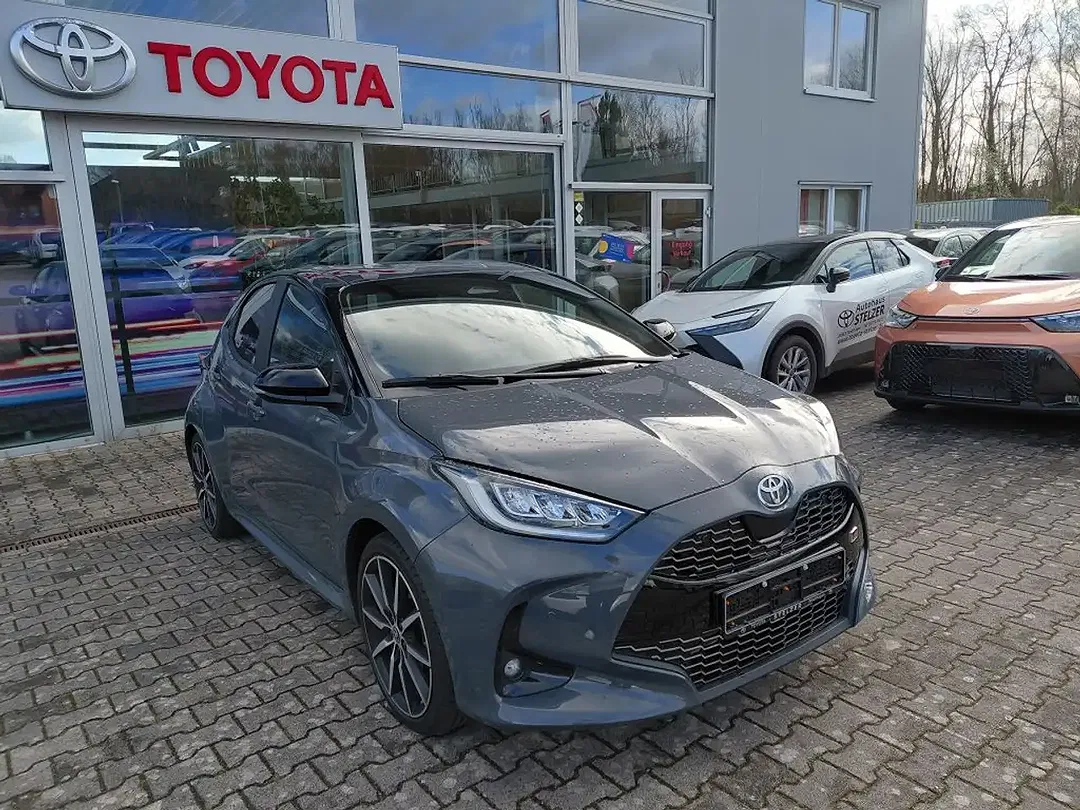 Toyota Yaris - Thumbnail 7