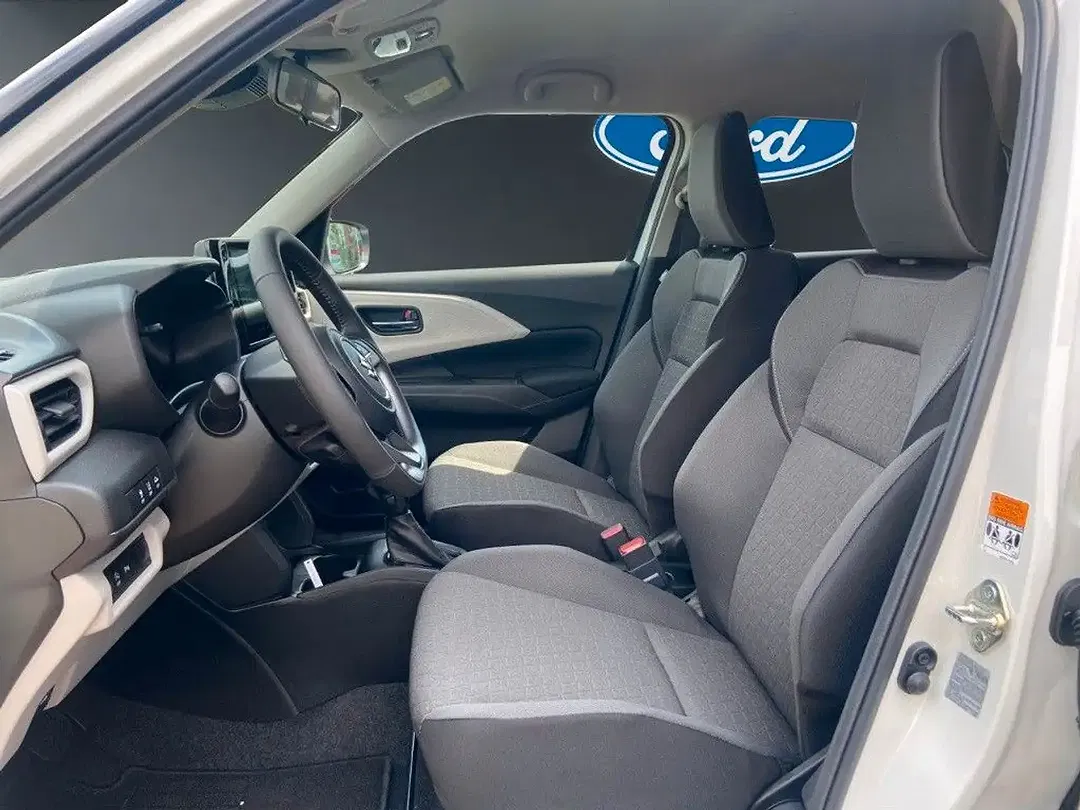 Suzuki Swift - Thumbnail 9