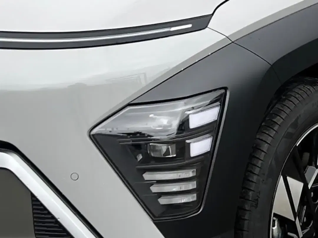 Hyundai KONA - Thumbnail 5