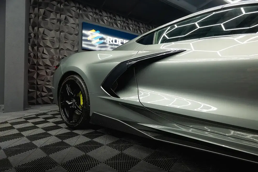 Corvette C8 - Thumbnail 6