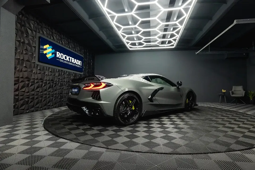 Corvette C8 - Thumbnail 7