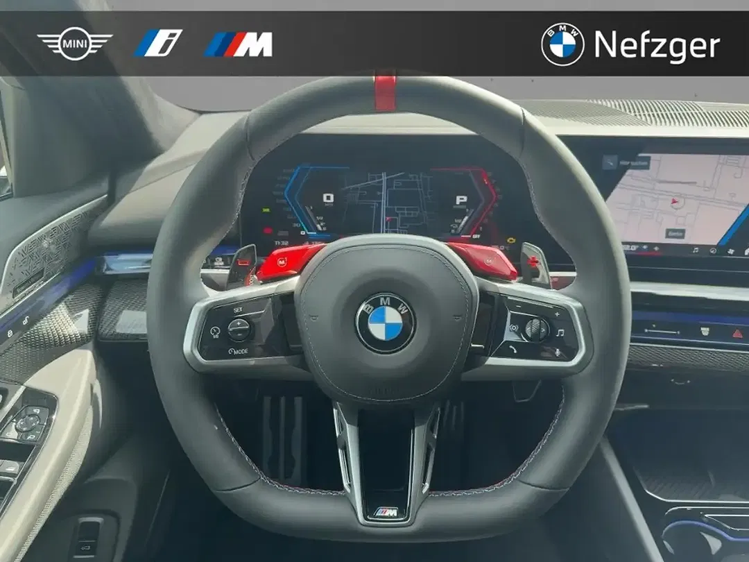 BMW M5 - Thumbnail 10