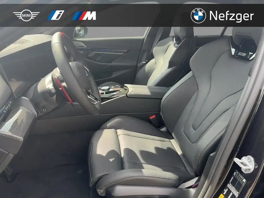 BMW M5 - Thumbnail 7