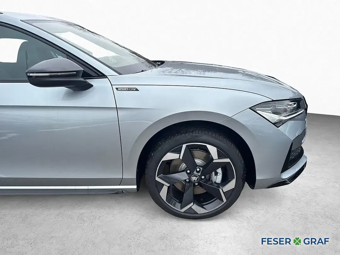 Skoda Superb - Thumbnail 3