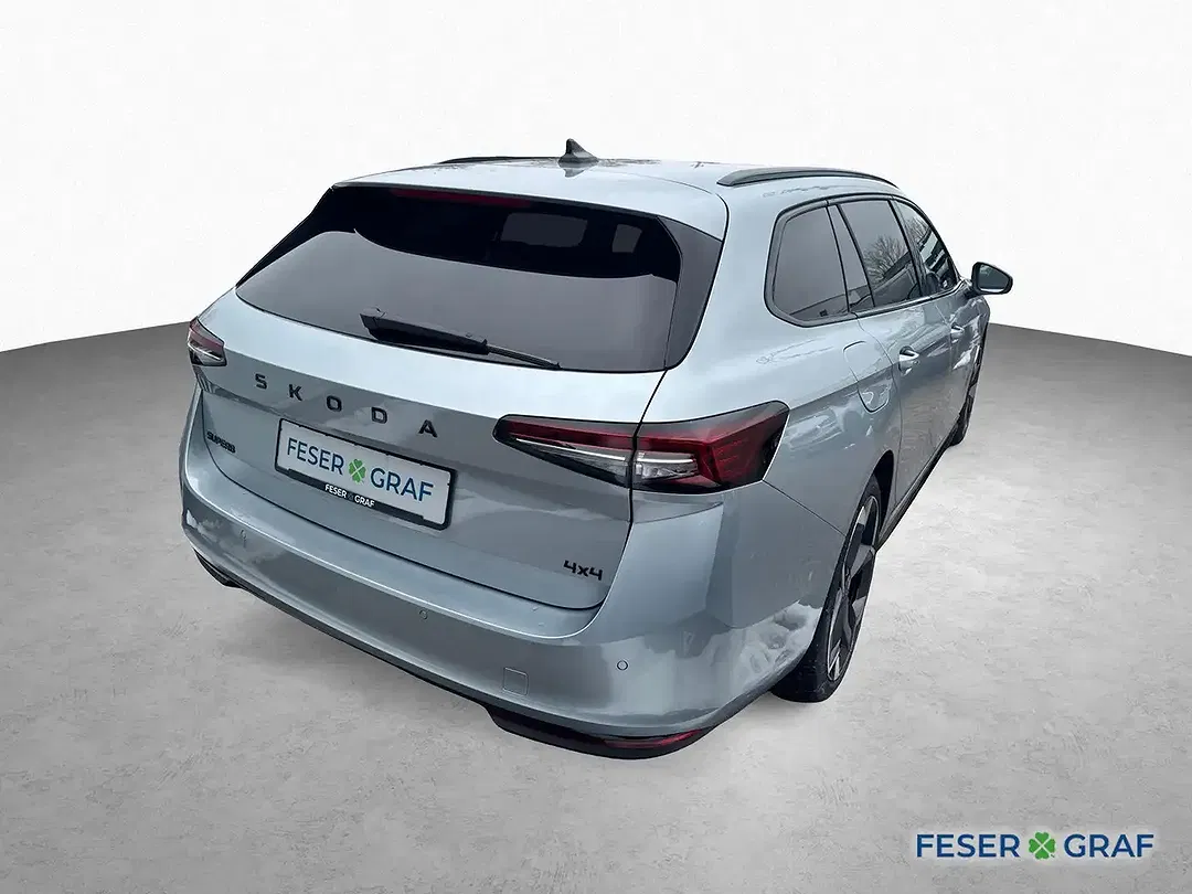 Skoda Superb - Thumbnail 4