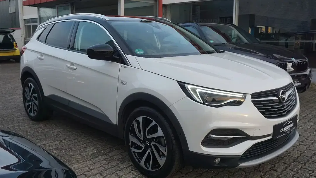 Opel Grandland X - Thumbnail 3