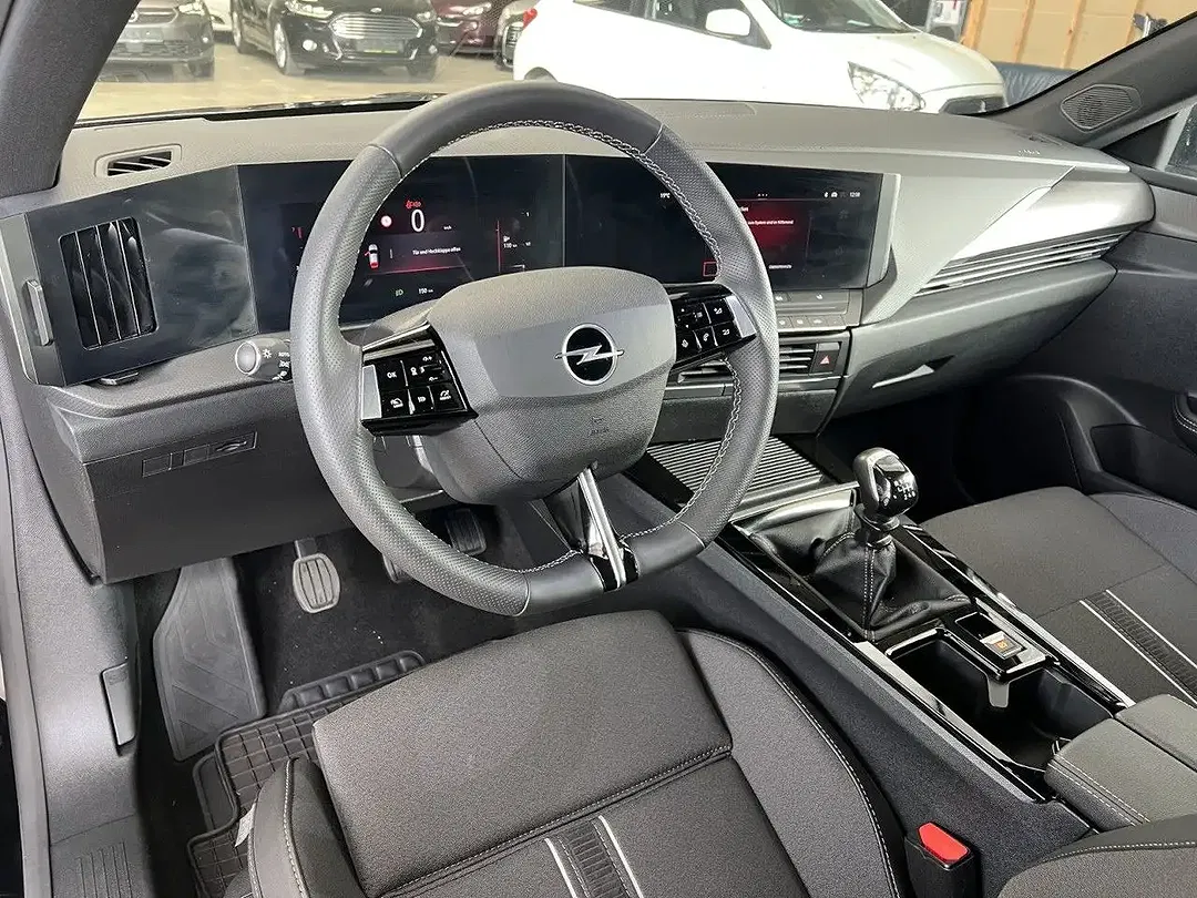 Opel Astra - Thumbnail 14