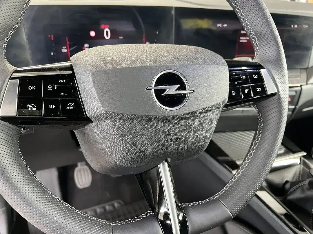 Opel Astra - Thumbnail 15