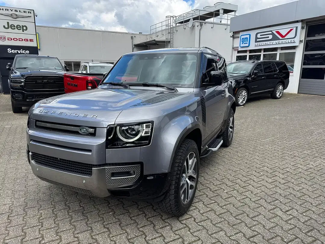 Land Rover Defender - Thumbnail 12