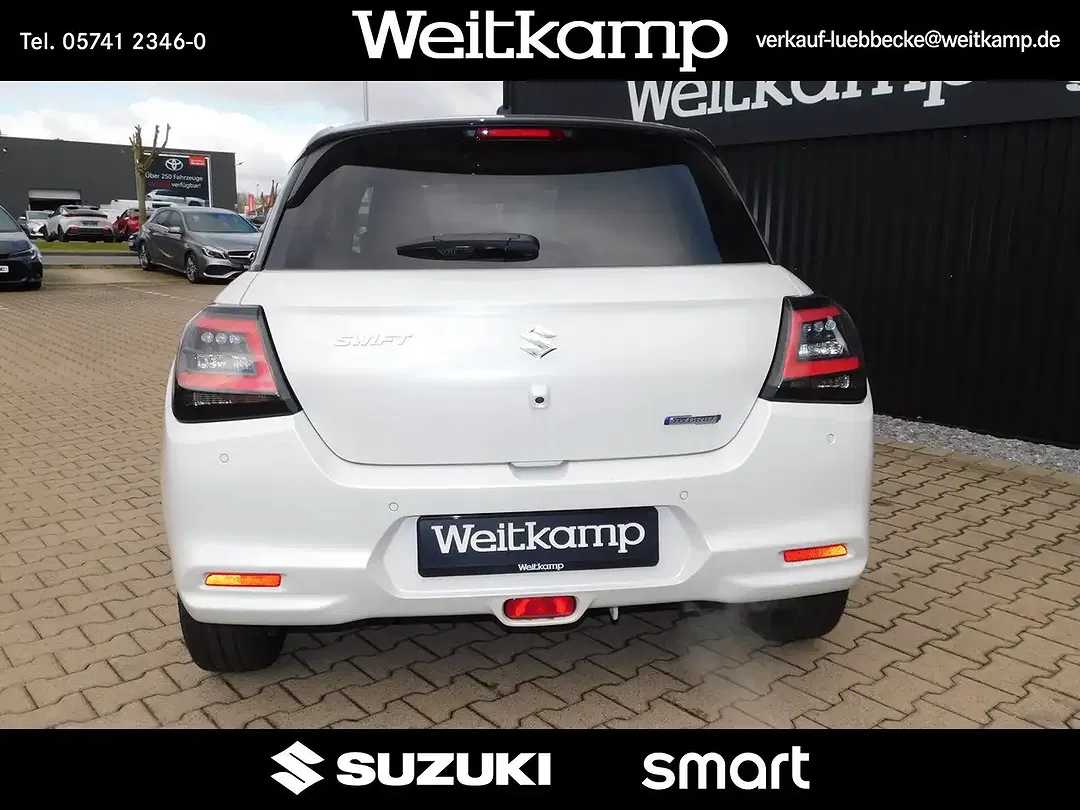 Suzuki Swift - Thumbnail 5