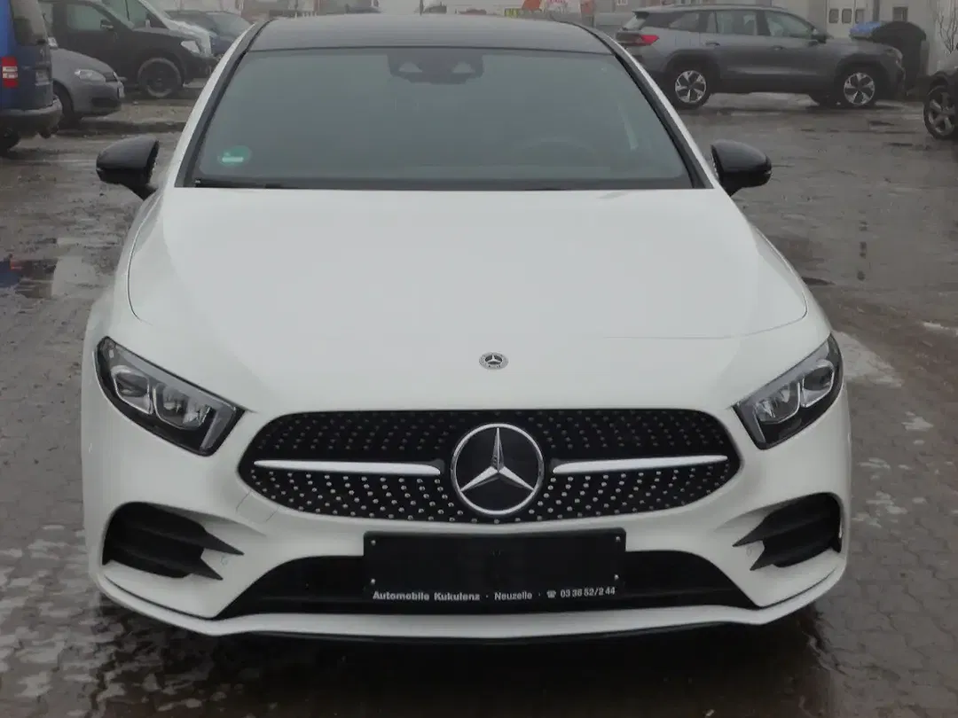 Mercedes-Benz A 250 - Thumbnail 1