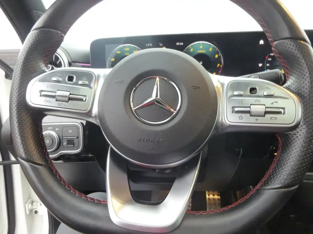 Mercedes-Benz A 250 - Thumbnail 4
