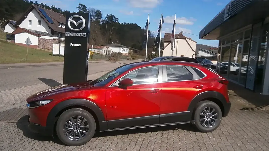 Mazda CX-30 - Thumbnail 3