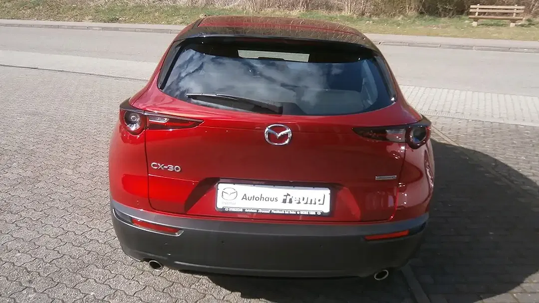 Mazda CX-30 - Thumbnail 4
