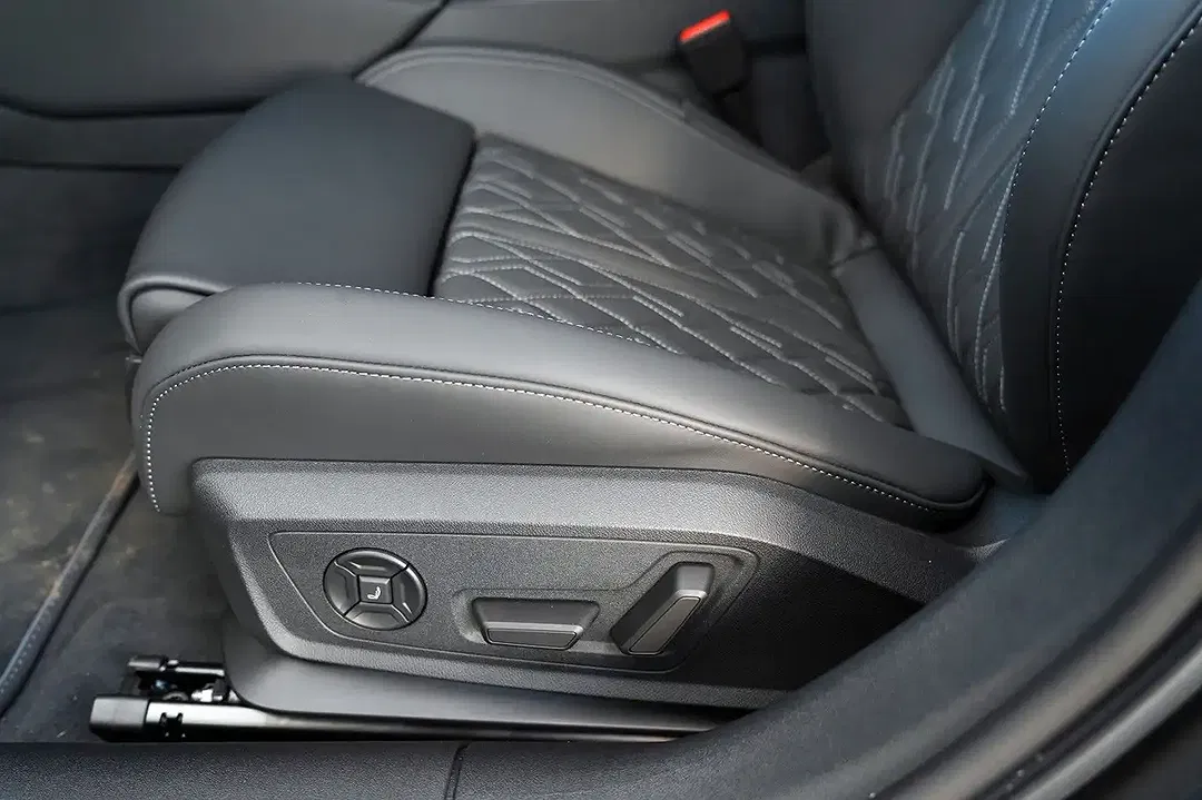 Audi A6 - Thumbnail 13
