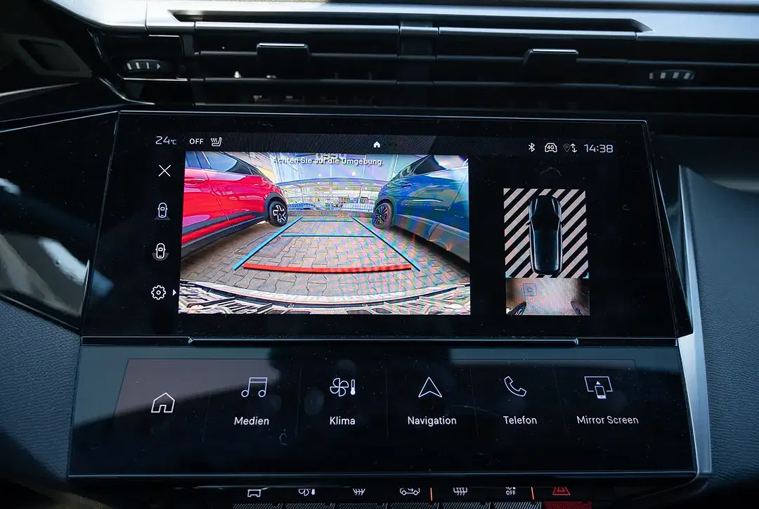 Peugeot 308 - Thumbnail 8