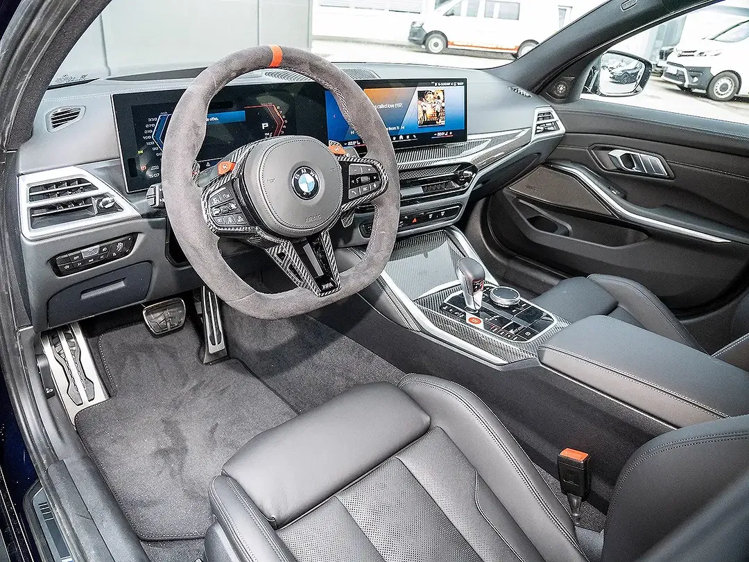 BMW M3 - Thumbnail 3
