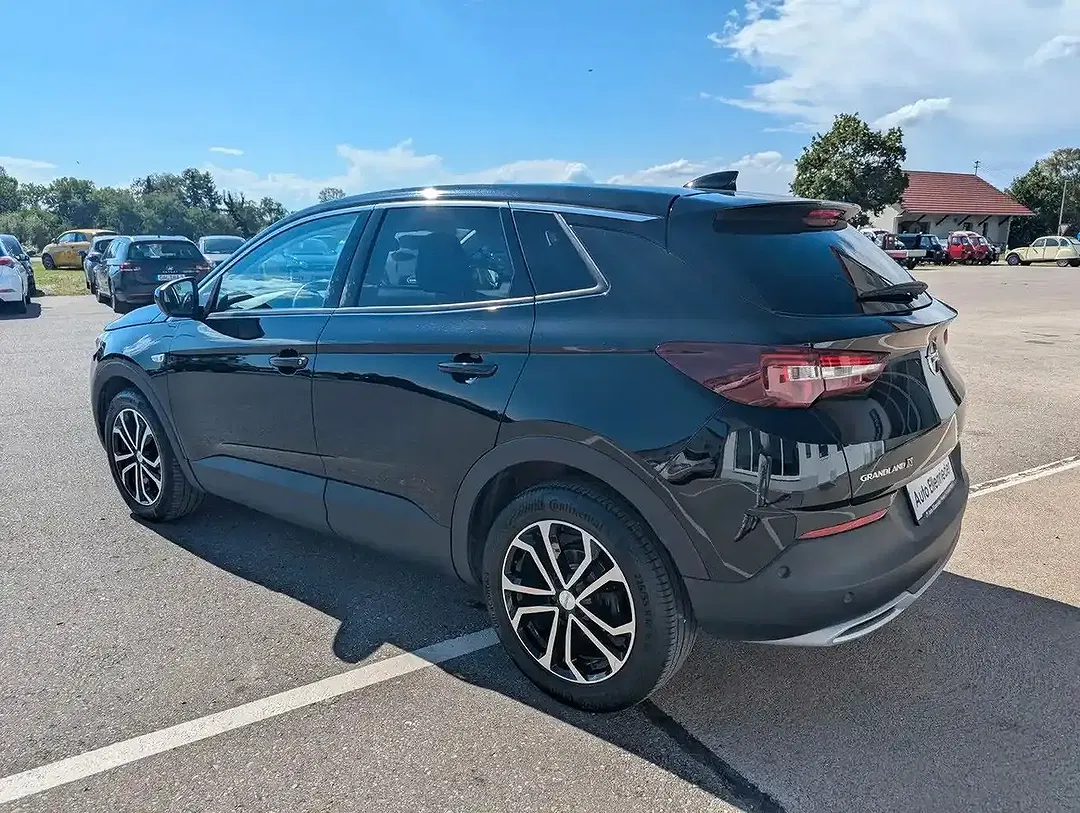 Opel Grandland X - Thumbnail 3