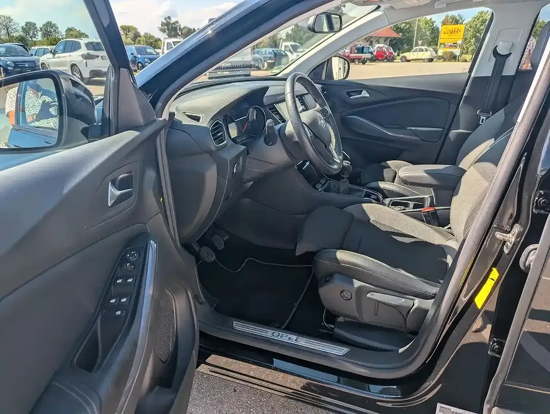 Opel Grandland X - Thumbnail 9