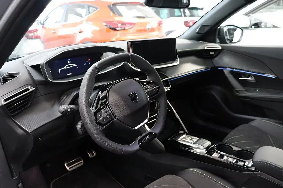 Peugeot 2008 - Thumbnail 12
