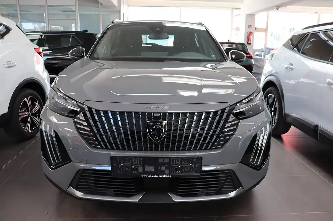 Peugeot 2008 - Thumbnail 2
