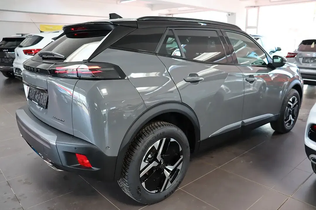 Peugeot 2008 - Thumbnail 4