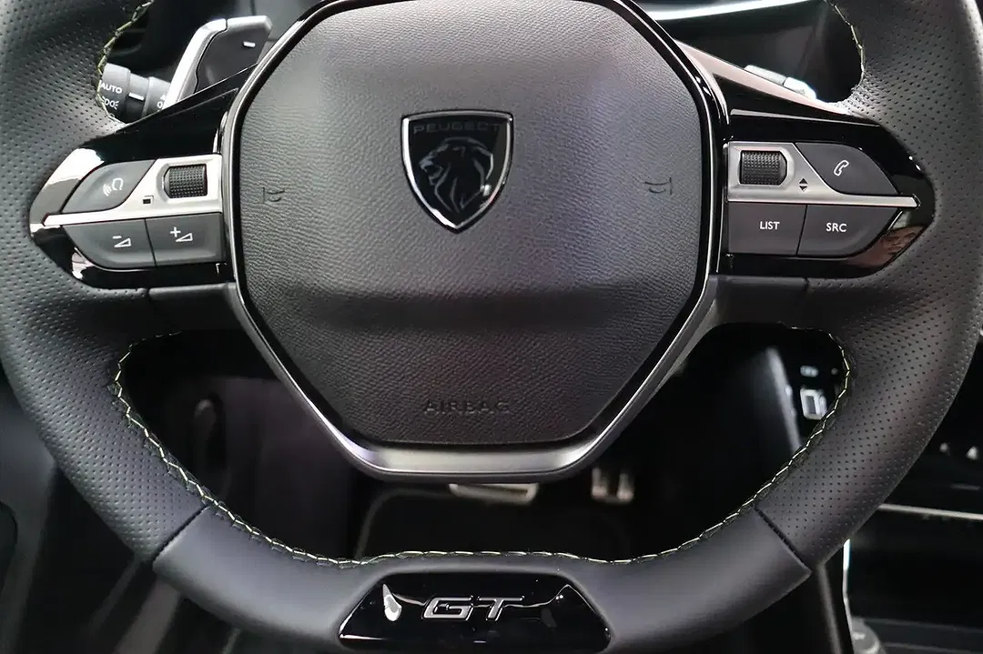 Peugeot 2008 - Thumbnail 9