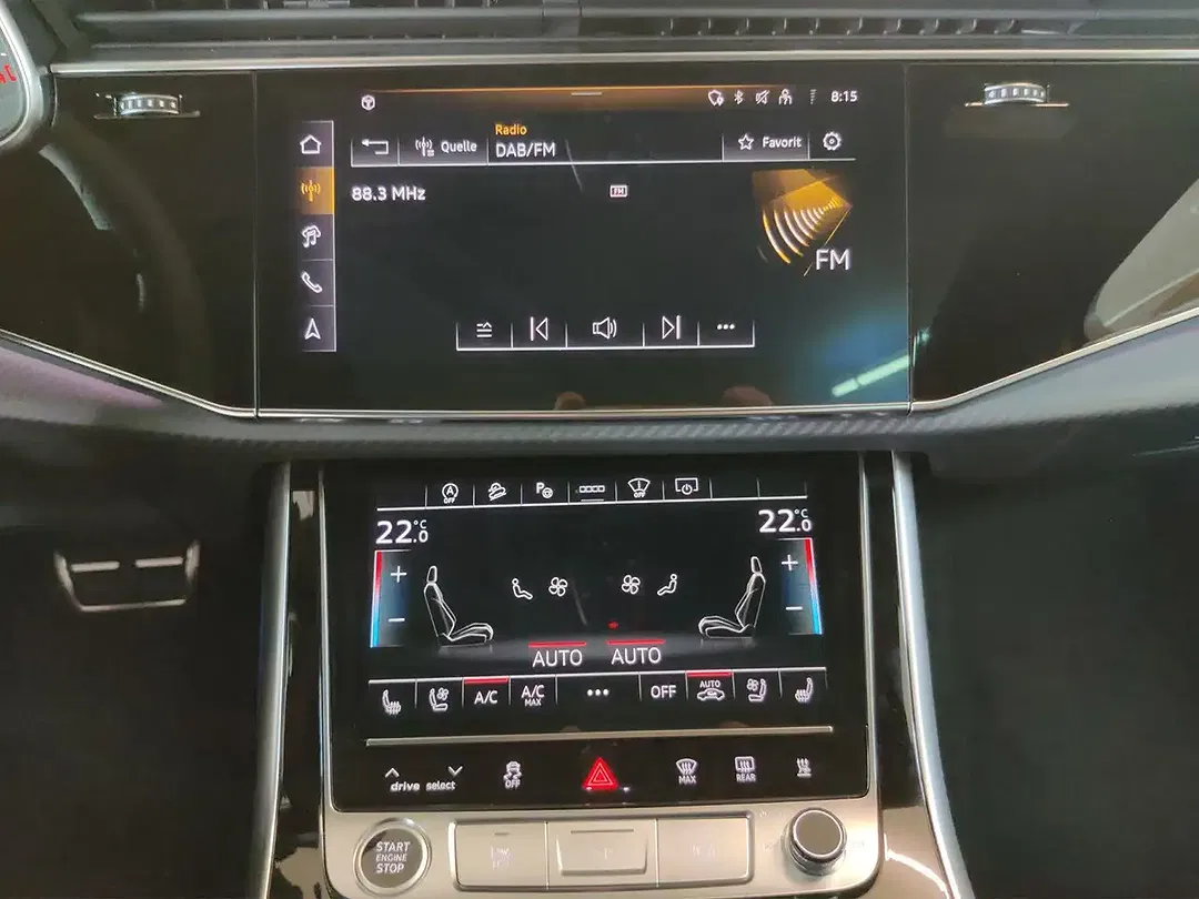 Audi Q7 - Thumbnail 13