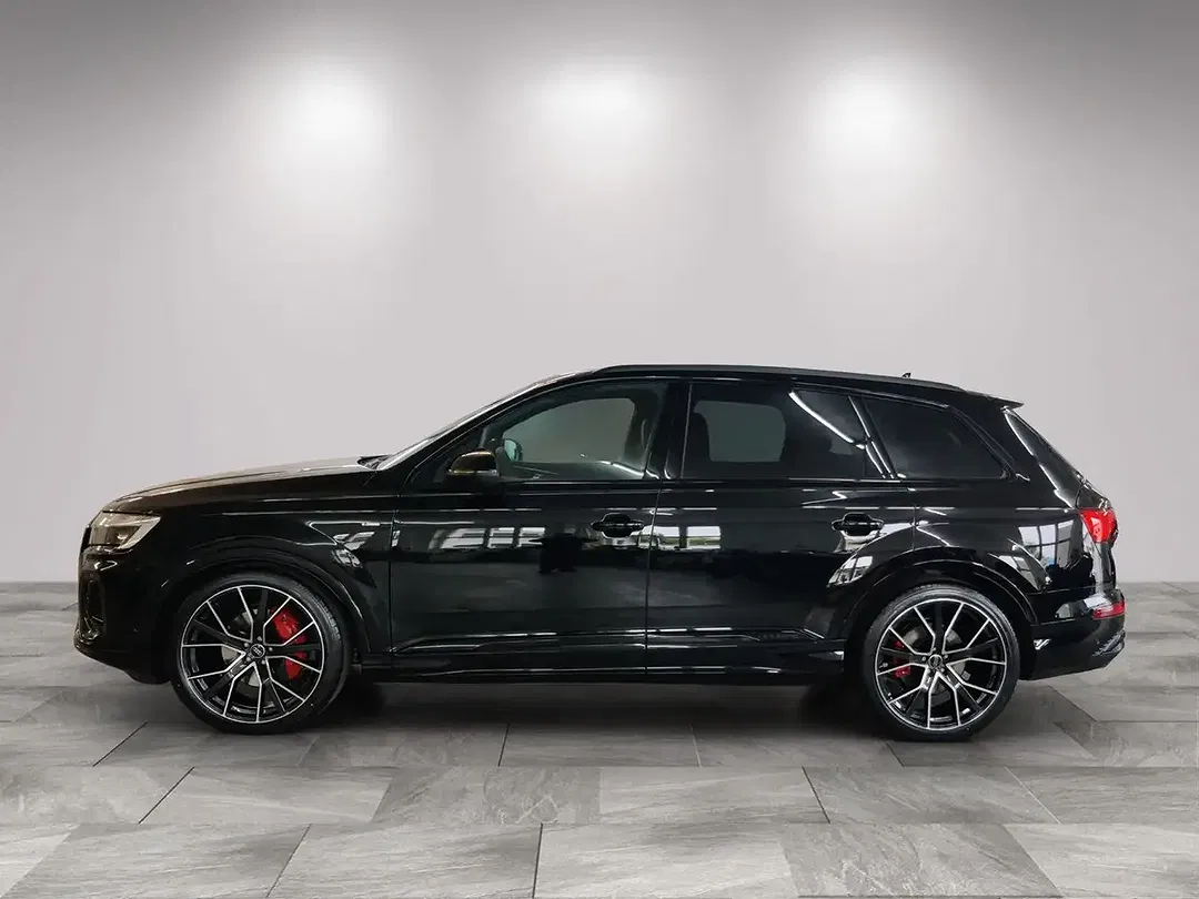 Audi Q7 - Thumbnail 5