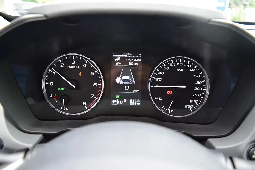 Subaru Crosstrek - Thumbnail 12