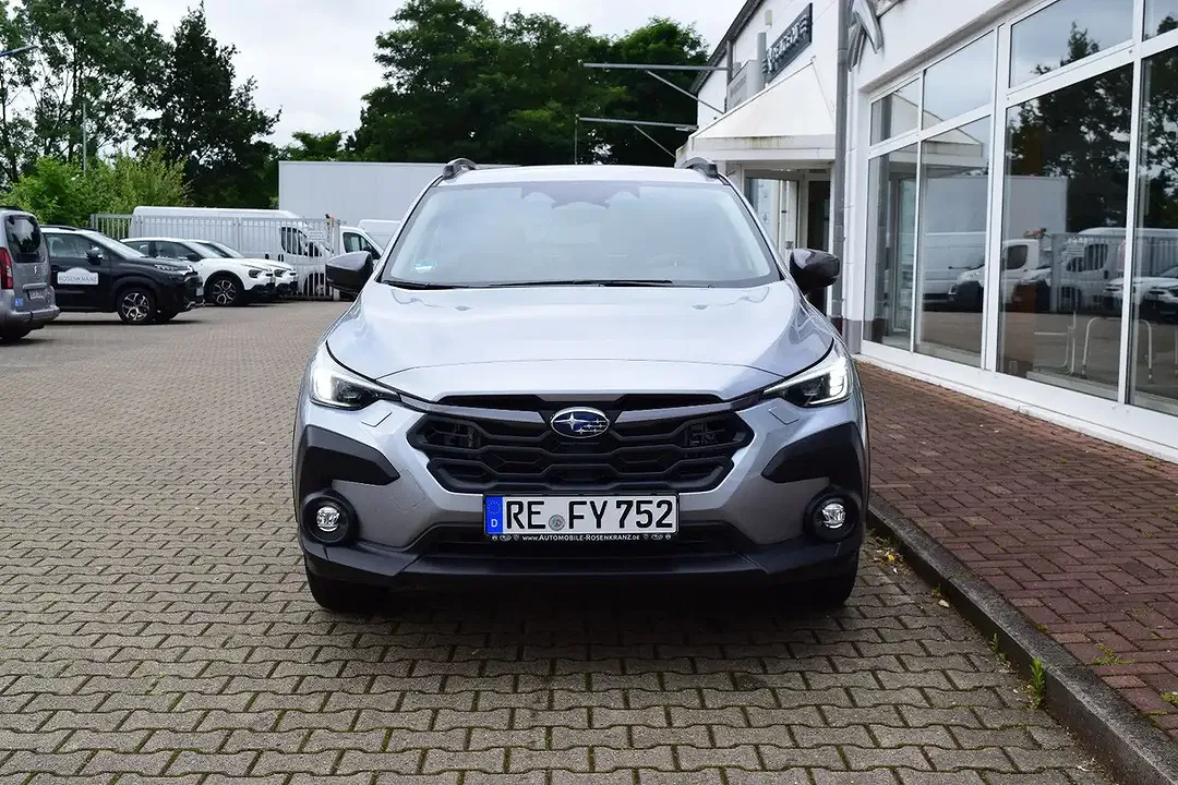Subaru Crosstrek - Thumbnail 2