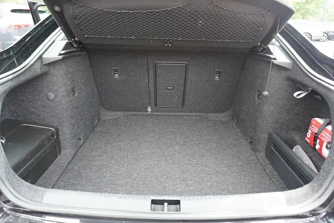 Skoda Octavia - Thumbnail 9