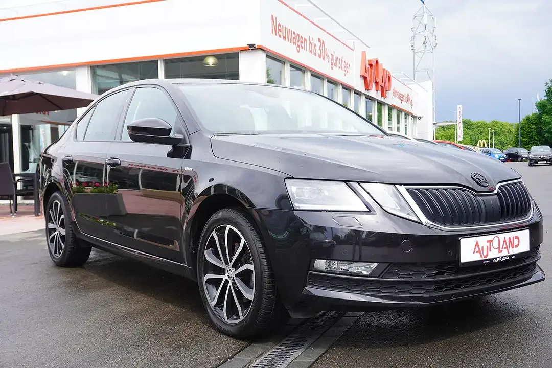 Skoda Octavia - Thumbnail 2