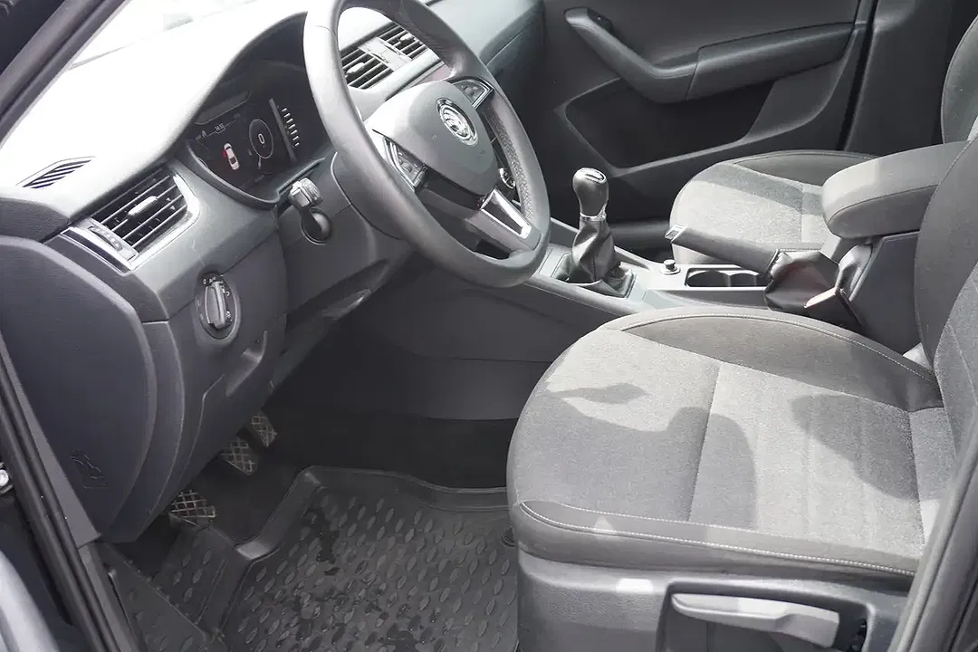Skoda Octavia - Thumbnail 7