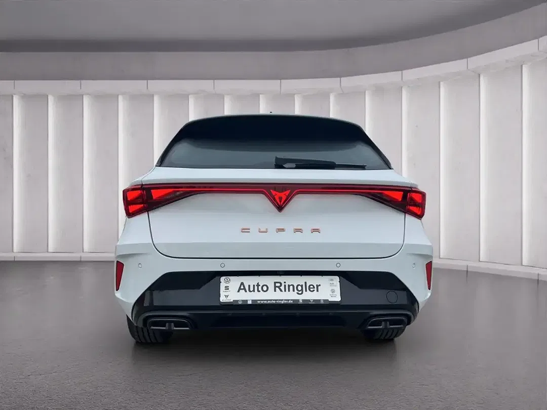 CUPRA Leon - Thumbnail 4