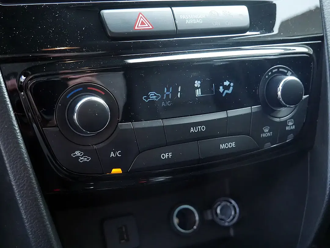 Suzuki Vitara - Thumbnail 15