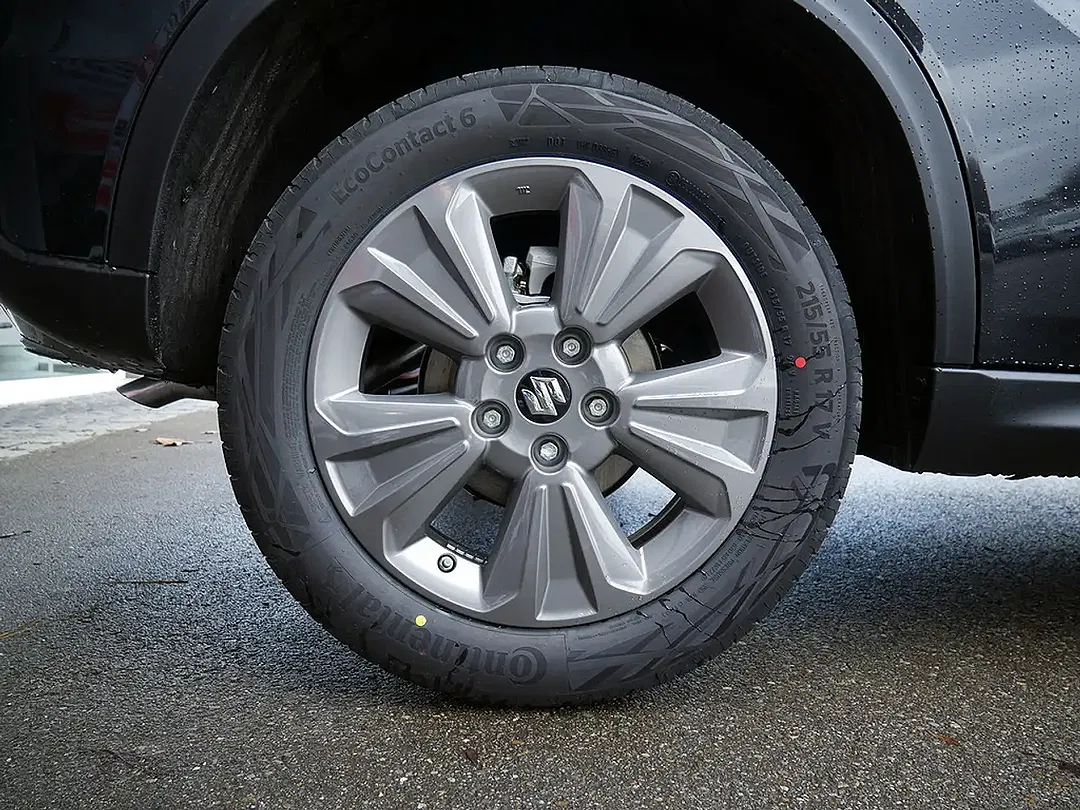 Suzuki Vitara - Thumbnail 7