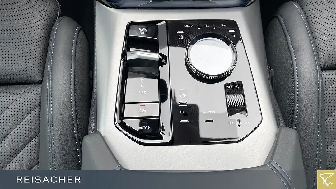 BMW X3 - Thumbnail 11