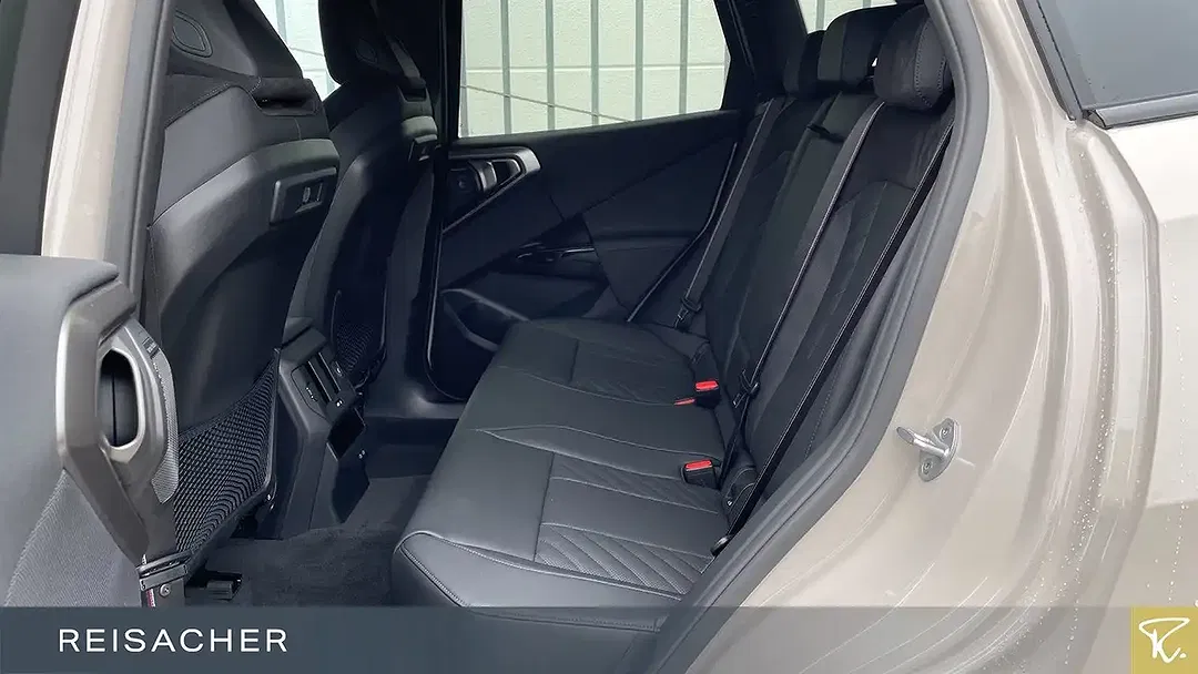 BMW X3 - Thumbnail 8