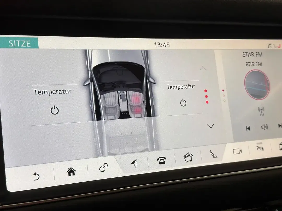 Jaguar XF - Thumbnail 28