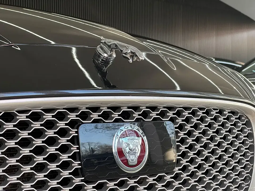 Jaguar XF - Thumbnail 34