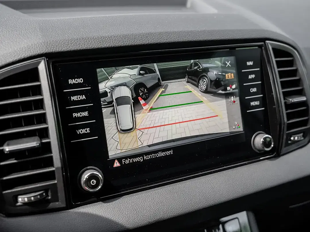 Skoda Karoq - Thumbnail 12