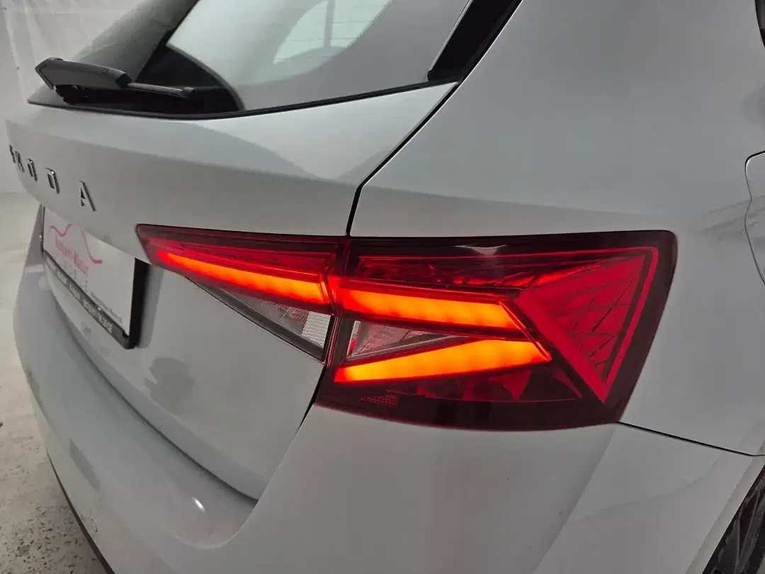 Skoda Fabia - Thumbnail 12