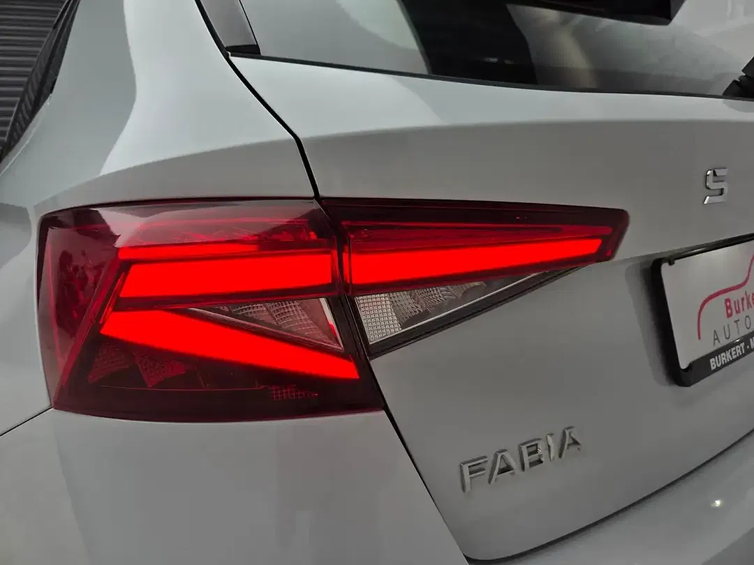 Skoda Fabia - Thumbnail 22