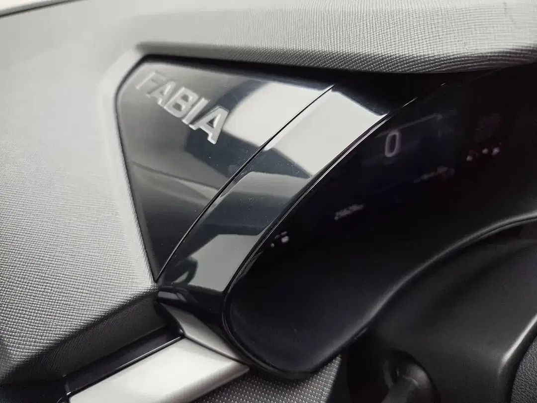 Skoda Fabia - Thumbnail 30
