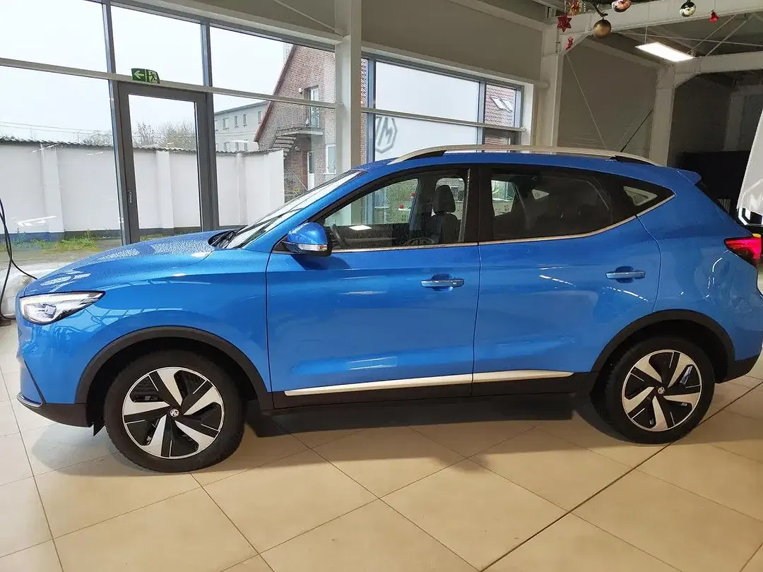 MG ZS - Thumbnail 2