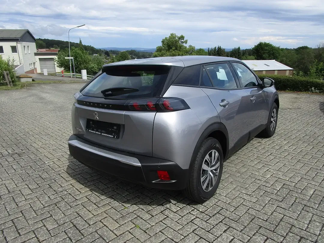 Peugeot 2008 - Thumbnail 4